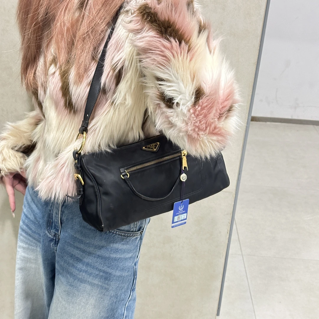 95新 Prada/普拉达 黑金降落伞单肩包