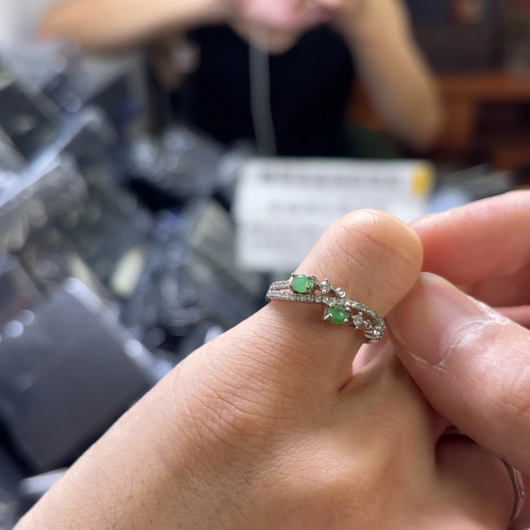 翡翠银S925镀金镶嵌颈饰