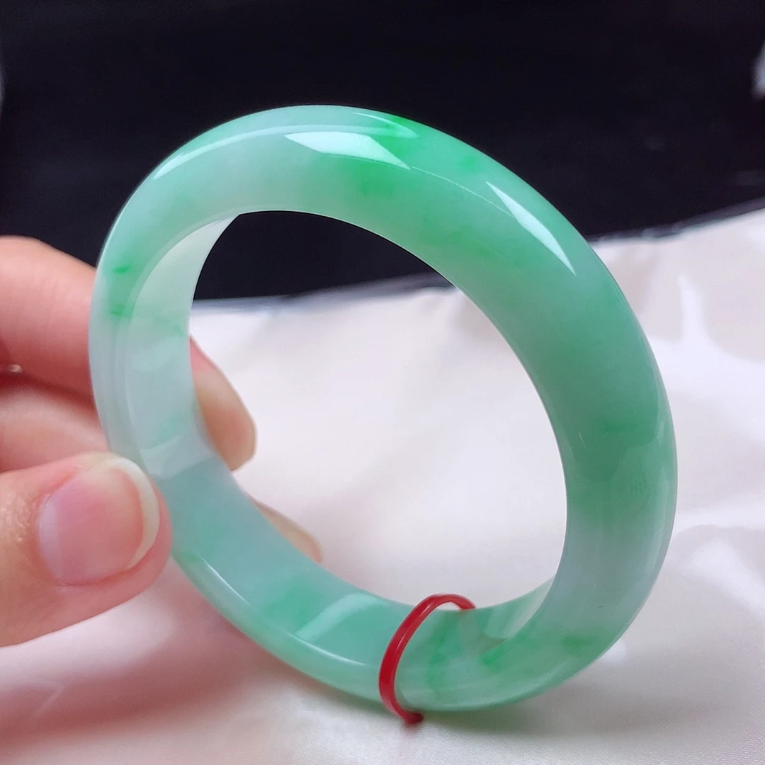 翡翠未镶嵌手镯52圈s66012