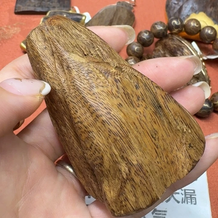 大叶紫檀（黑酸枝木类）