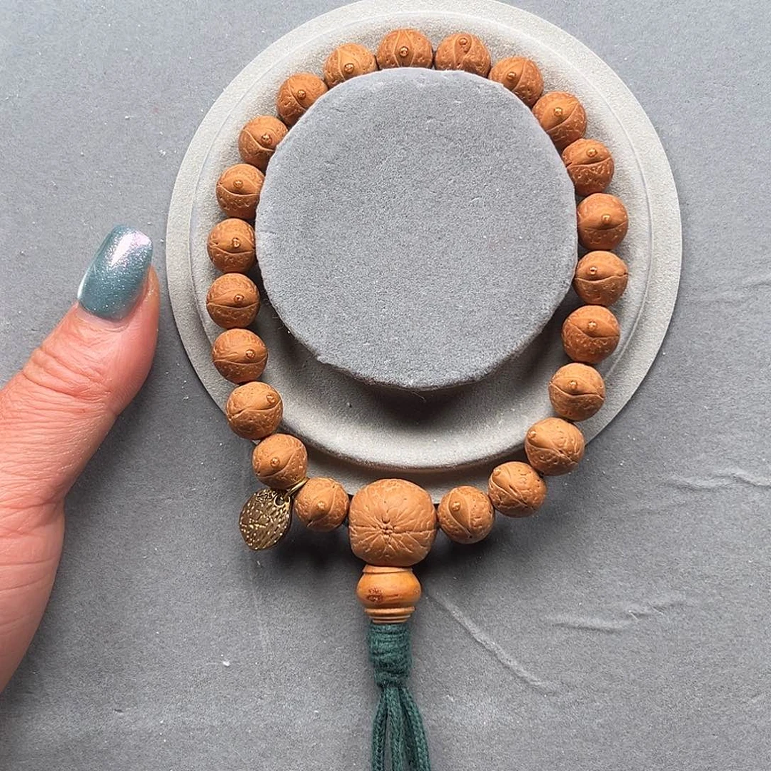 凤眼菩提手串10-10.3凸眼圆桩凤眼手串