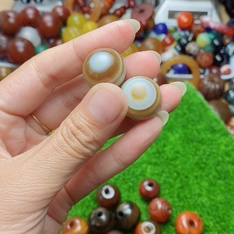 凯***键玛瑙/玉髓合金珠宝半成品