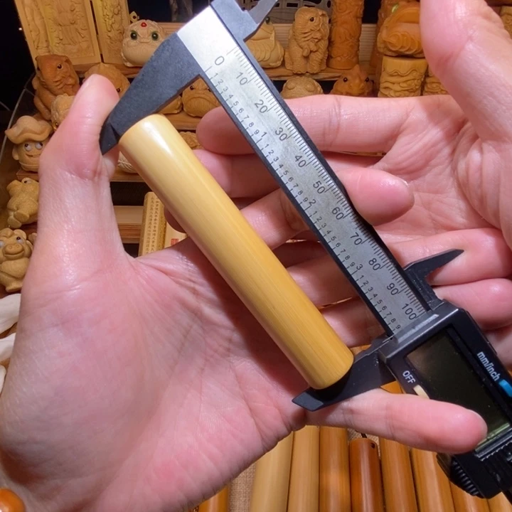 竹黄皮天然圆素竹，长度10公分