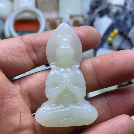 未镶嵌和田玉（糖玉）车挂