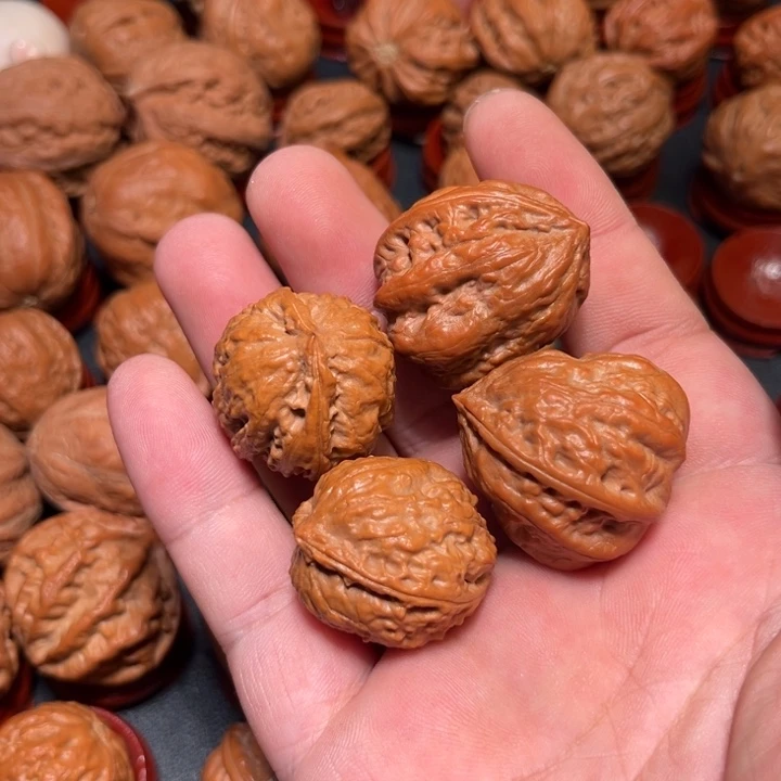 文玩核桃吊坠文玩