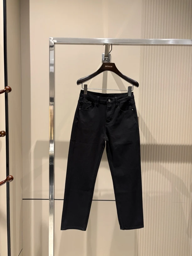 【启恒】黑色直筒牛仔裤1852