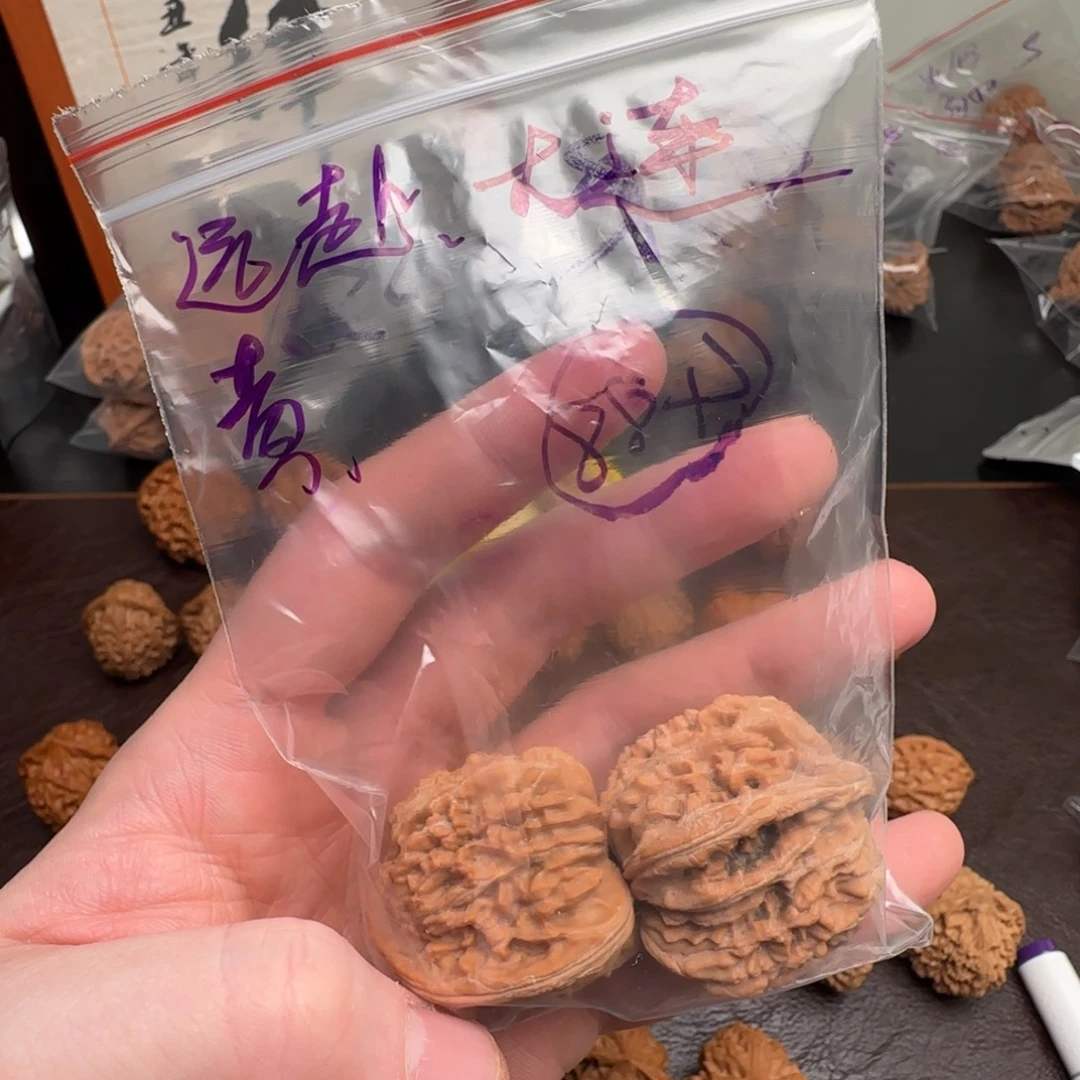 文玩核桃吊坠无药四座楼