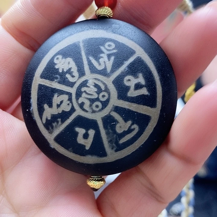 玛瑙/玉髓合金颈饰