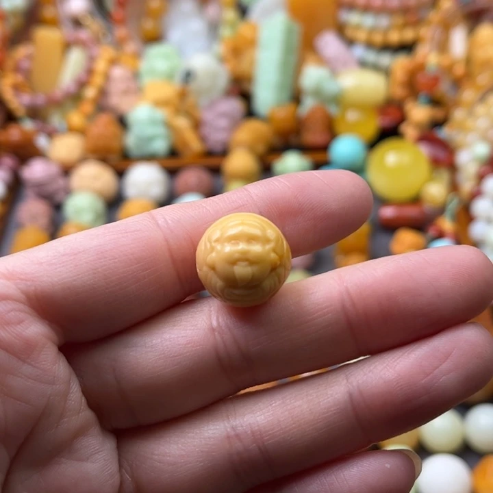 石英质玉（缅黄）未镶嵌珠宝半成品财迷珠子