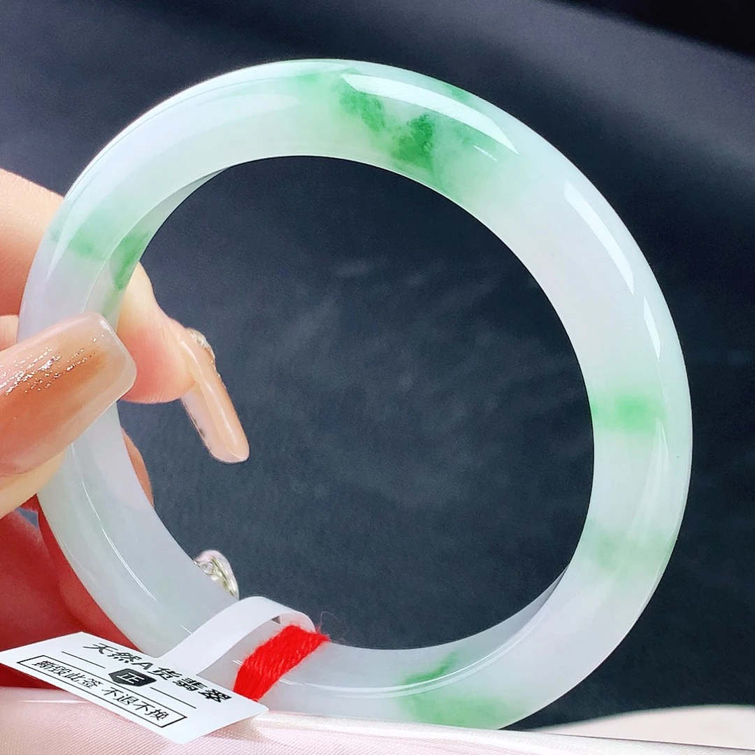 未镶嵌手镯翡翠58圈