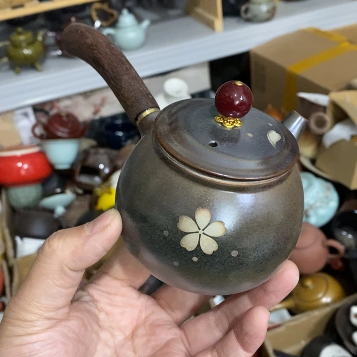 陶瓷艺术品及陶瓷制品