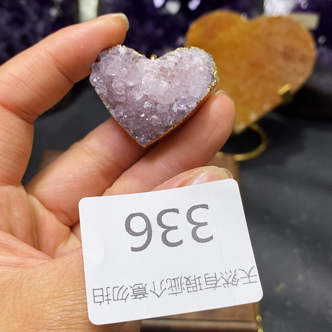 未镶嵌水晶大型摆件（非配饰）