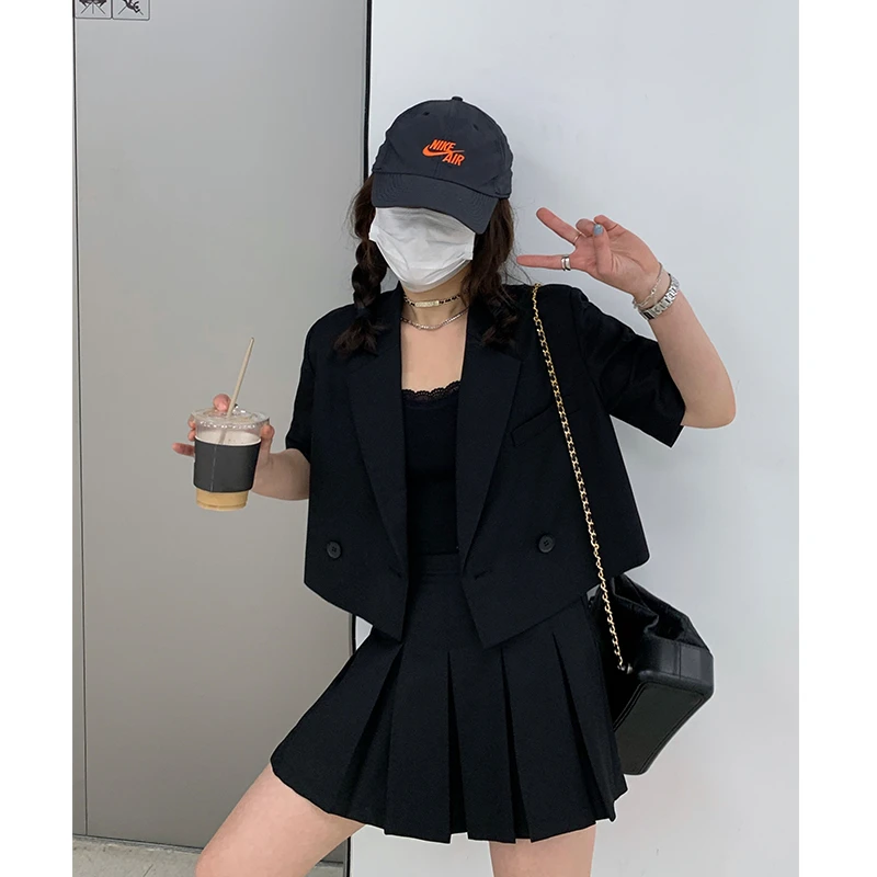 Halonini西装套装女夏装2024新款女短款时尚炸街百褶半身裙两件套