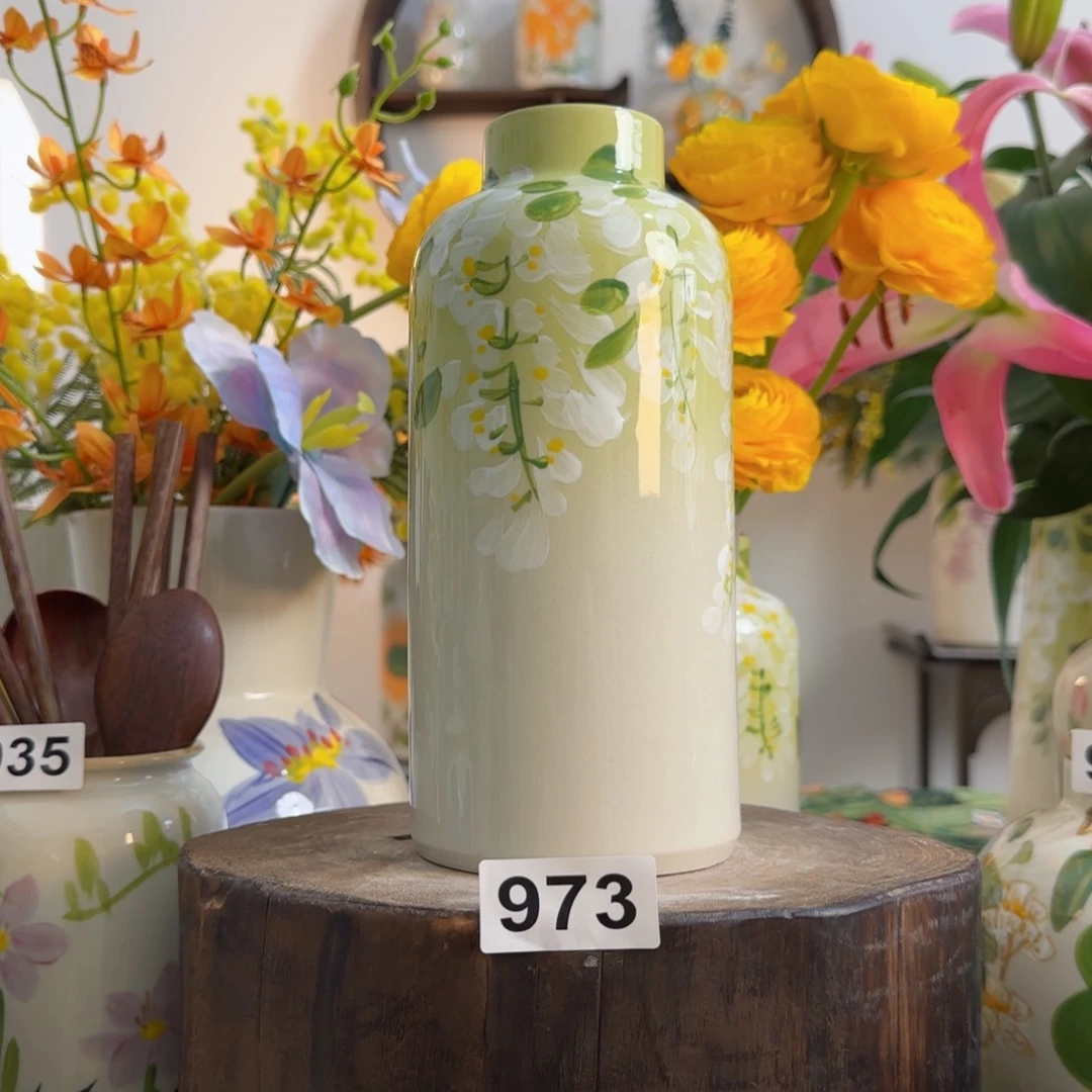 摆件景德镇陶瓷手绘小花瓶摆件无孔