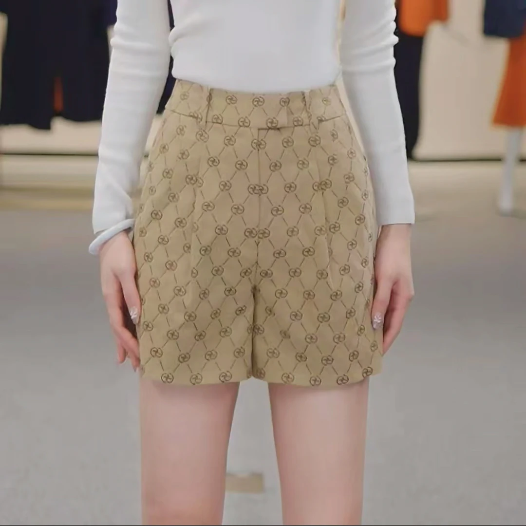 GIRDEAR/哥弟经典百搭中高腰同心协力双G提花小香风短裤女1100529