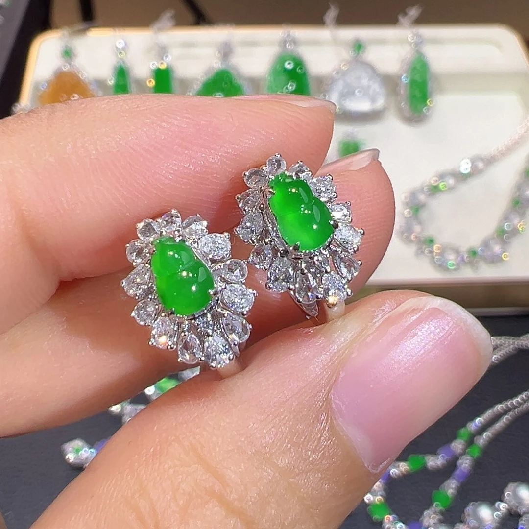 翡翠18K金镶嵌耳饰