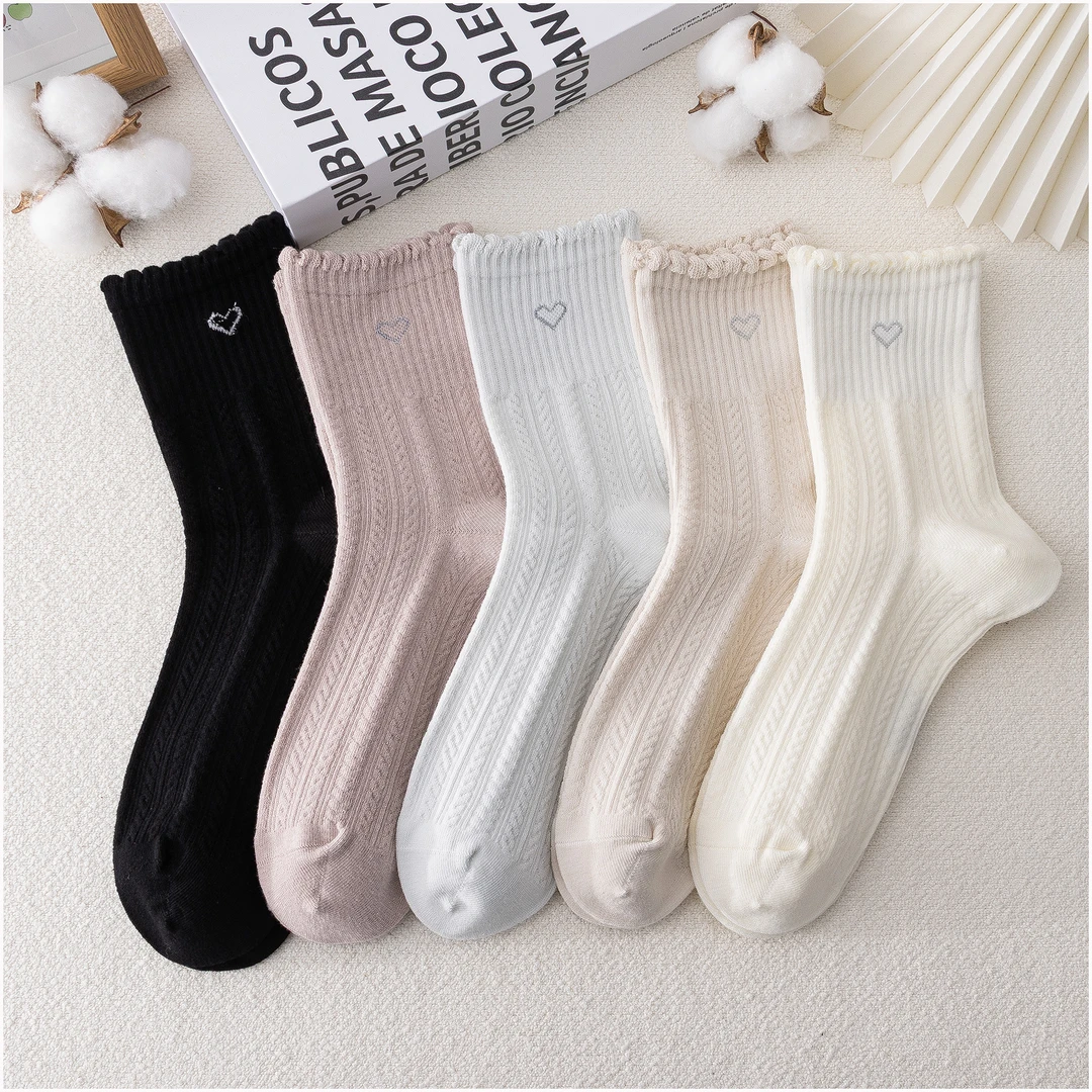 袜子女长筒袜秋冬款ins潮韩版爱心花边百搭吸汗透气学院风中长袜