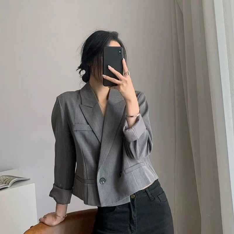 275 GZ七楼显瘦廓形好版型纯色百搭短款长袖西服外套小西装