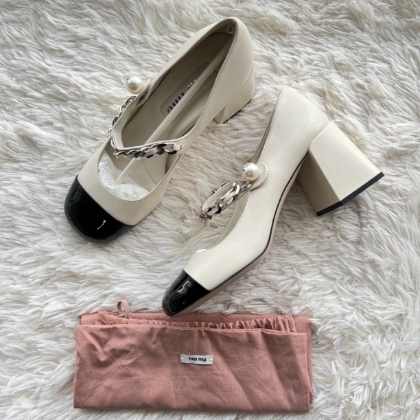 全新未使用 MIU MIU/缪缪 玛丽珍粗跟套脚 36.5码 公价9.4K g040