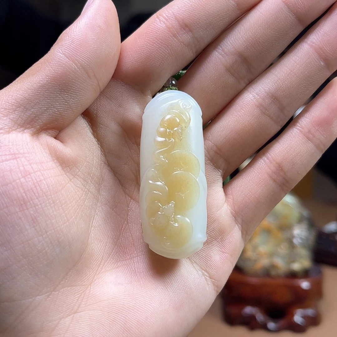 和田玉颈饰未镶嵌正*