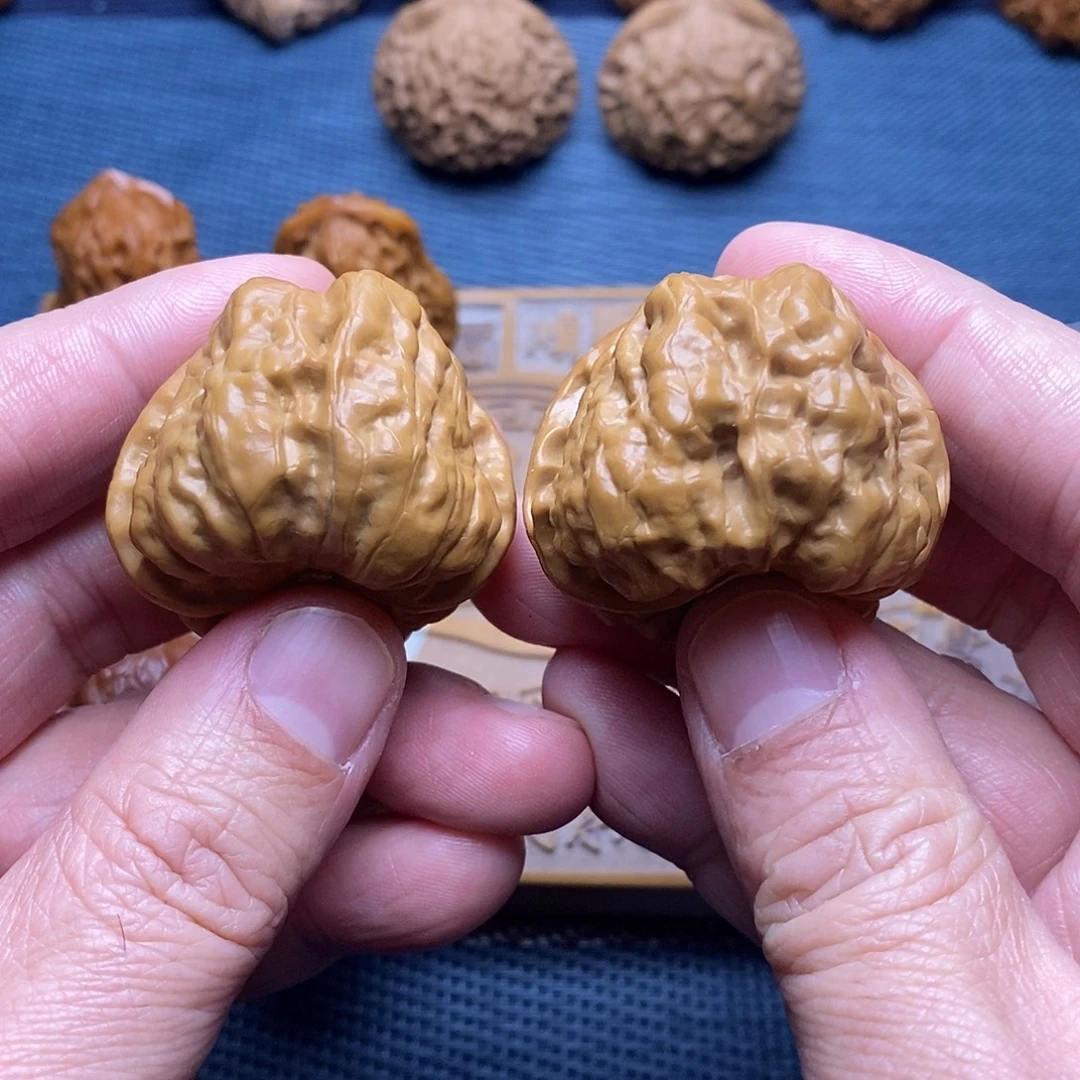 把件文玩核桃蛤蟆头全场一口价 无修 无药 无黄 无坏 水晶皮
