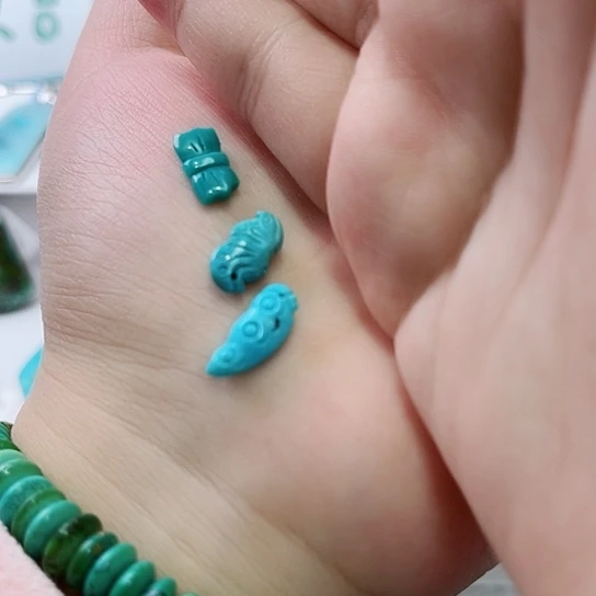 南红玛瑙珠宝奇石未镶嵌淡*凡