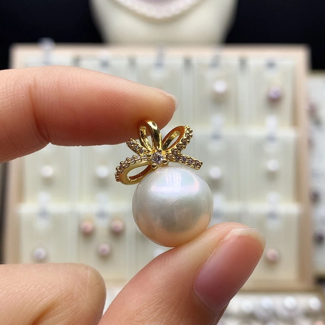 合金淡水珍珠颈饰