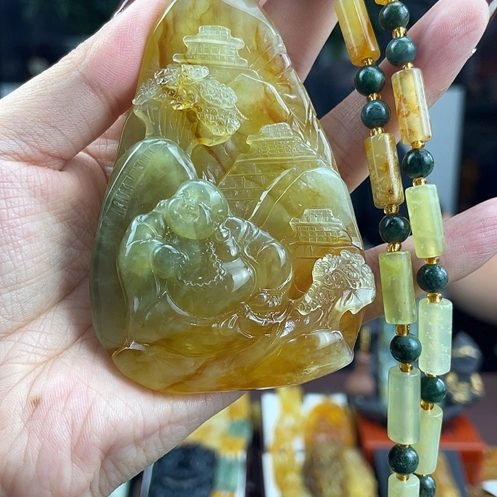 蛇纹石玉未镶嵌颈饰