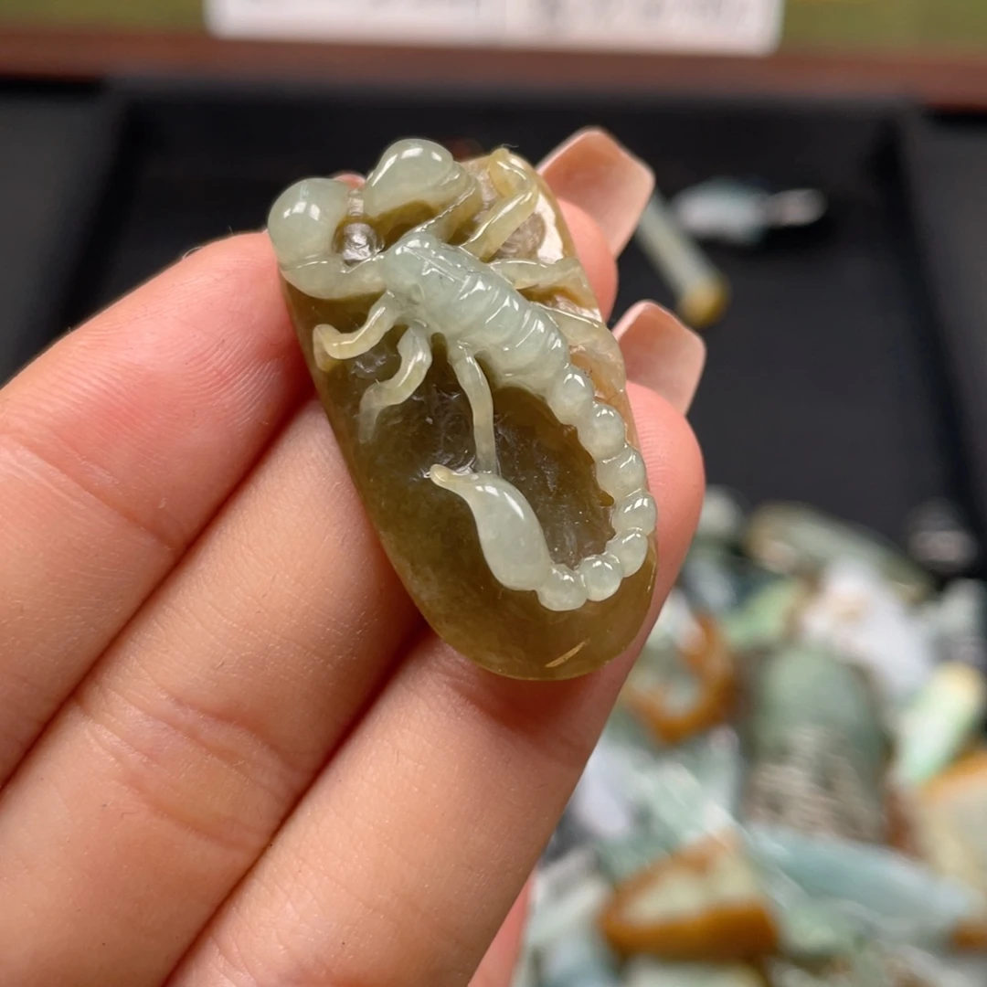 定制翡翠未镶嵌翡翠