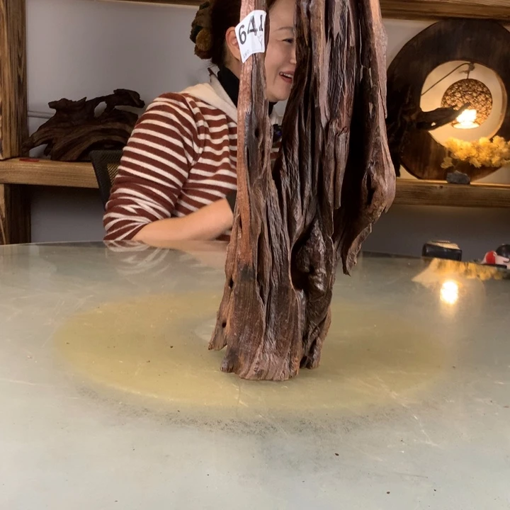 后***友天然的云南紫柚木会黄水