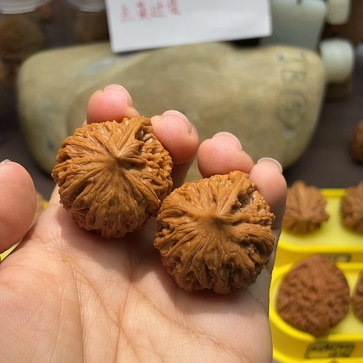 把件文玩核桃666号35尺全品南疆石一根筋