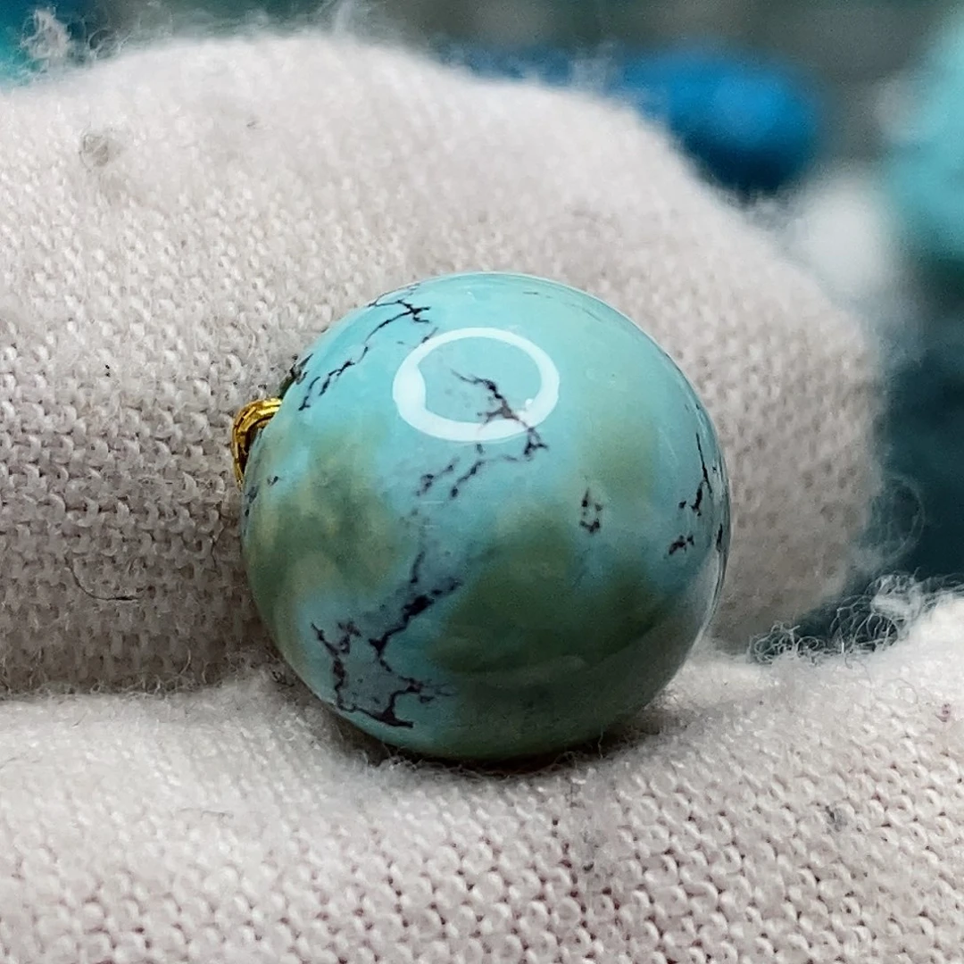 绿松石未镶嵌天然原矿 带武汉地大证书