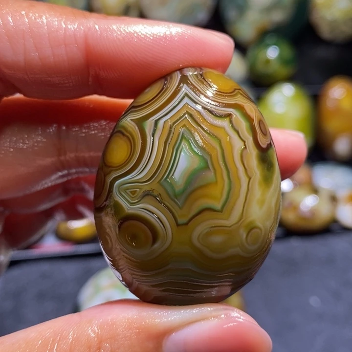 未镶嵌玛瑙/玉髓珠宝奇石