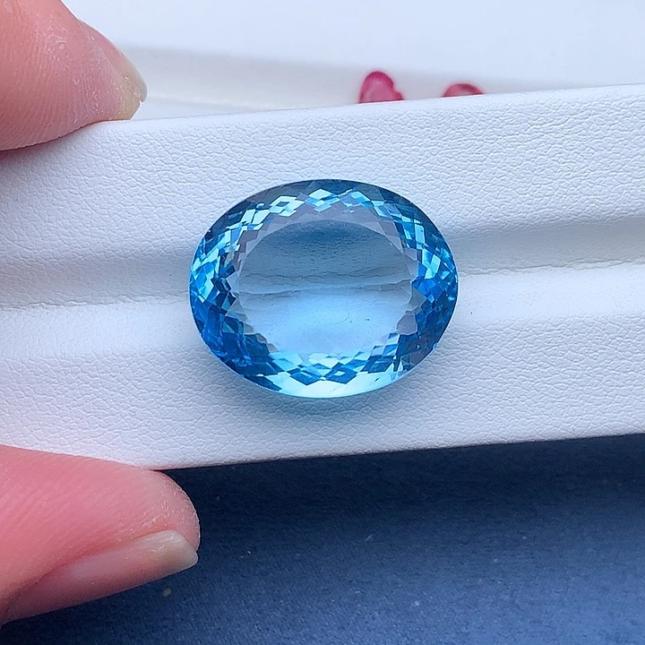 托帕石裸石32.25克拉