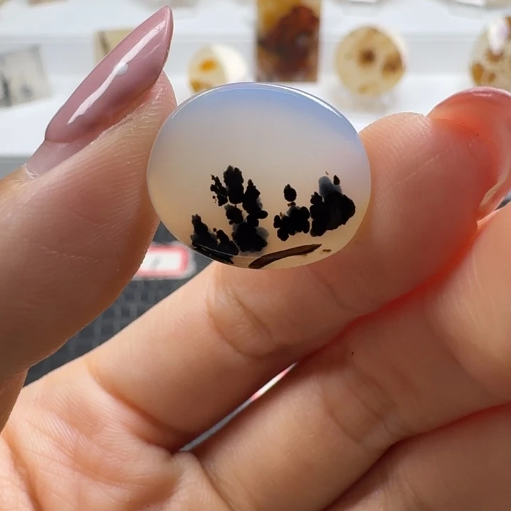 玛瑙/玉髓未镶嵌珠宝奇石