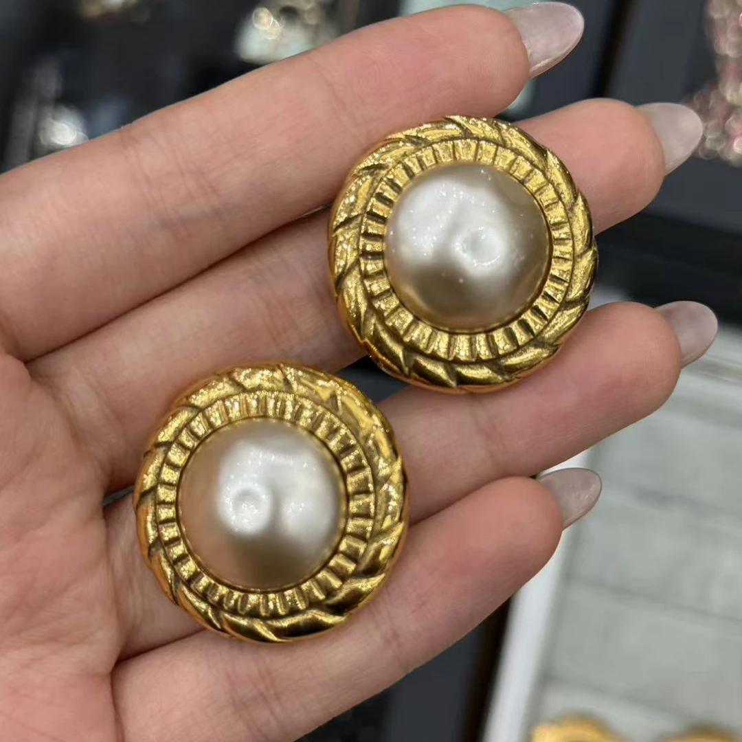 95新 Chanel/香奈儿 包展 | Chanel双c麻花边珍珠耳夹