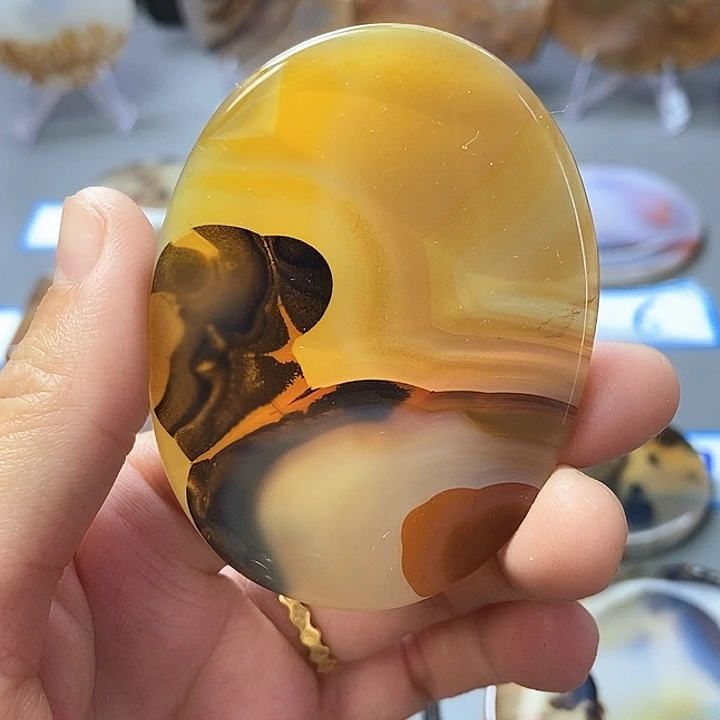 玛瑙/玉髓未镶嵌珠宝半成品