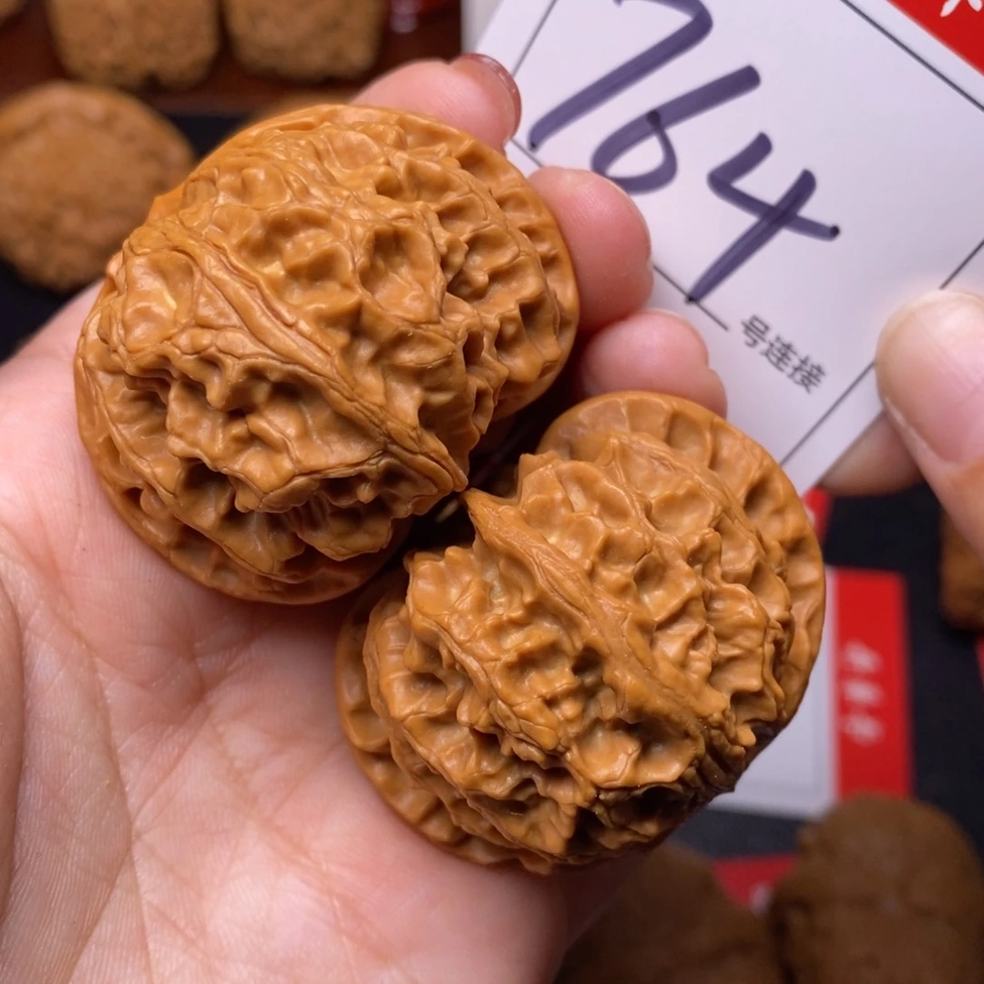 文玩核桃把件764苹果4.4