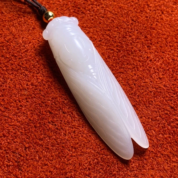 和田玉一鸣惊人14克挂件