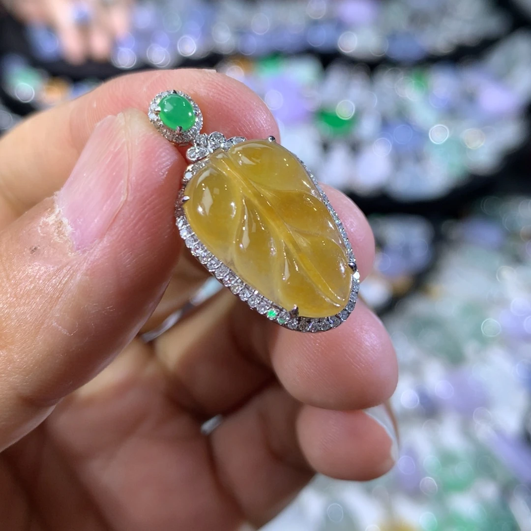翡翠18K金镶嵌吊坠(不含链)