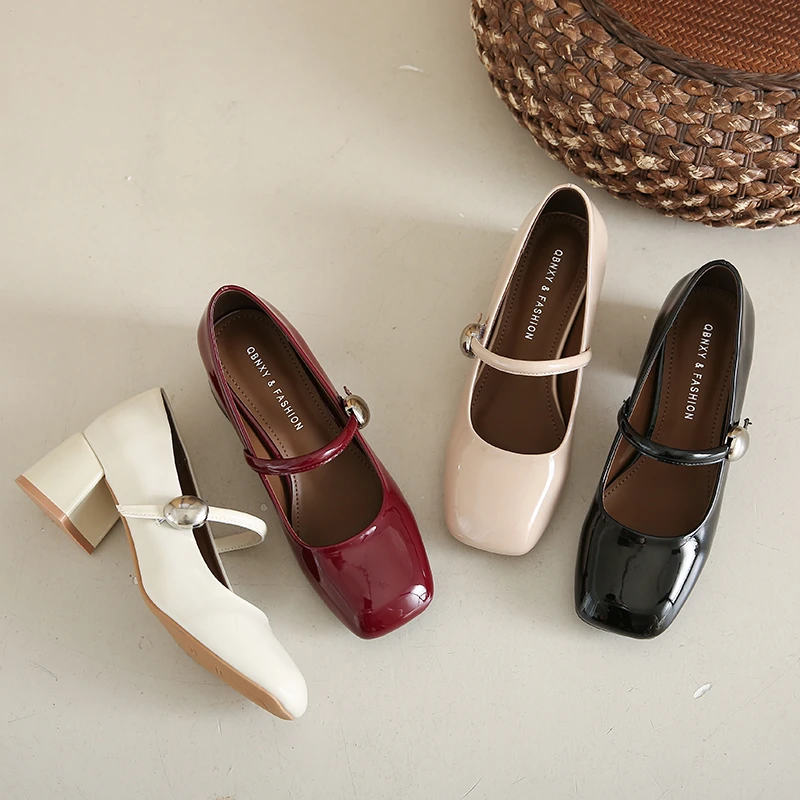 春秋新款方头漆皮单鞋浅口简约一字扣凉鞋粗跟女鞋3073-2