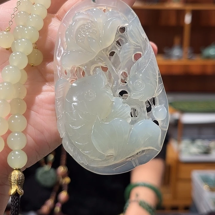 未镶嵌岫玉毛衣链