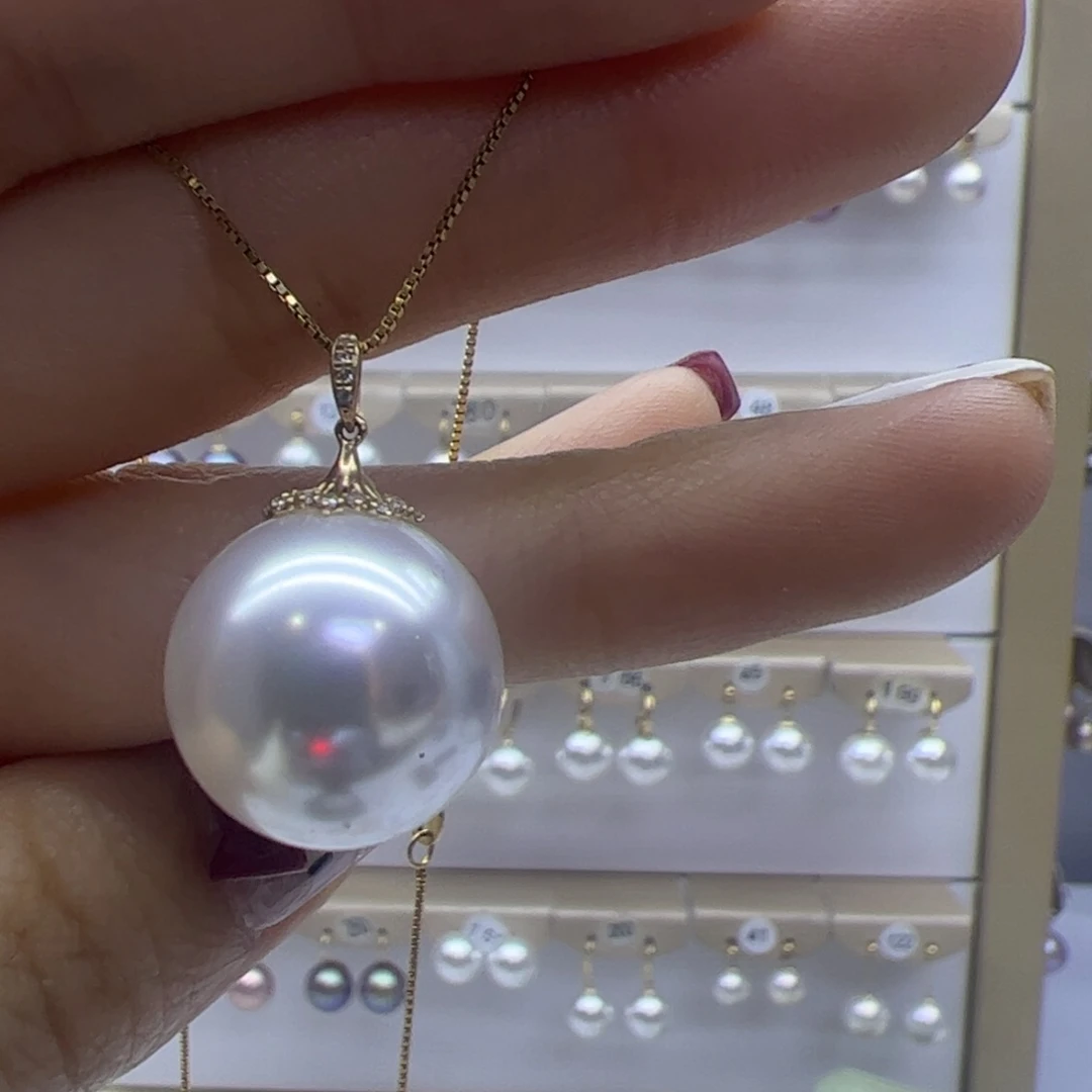 淡水珍珠吊坠(赠链)18K金镶嵌