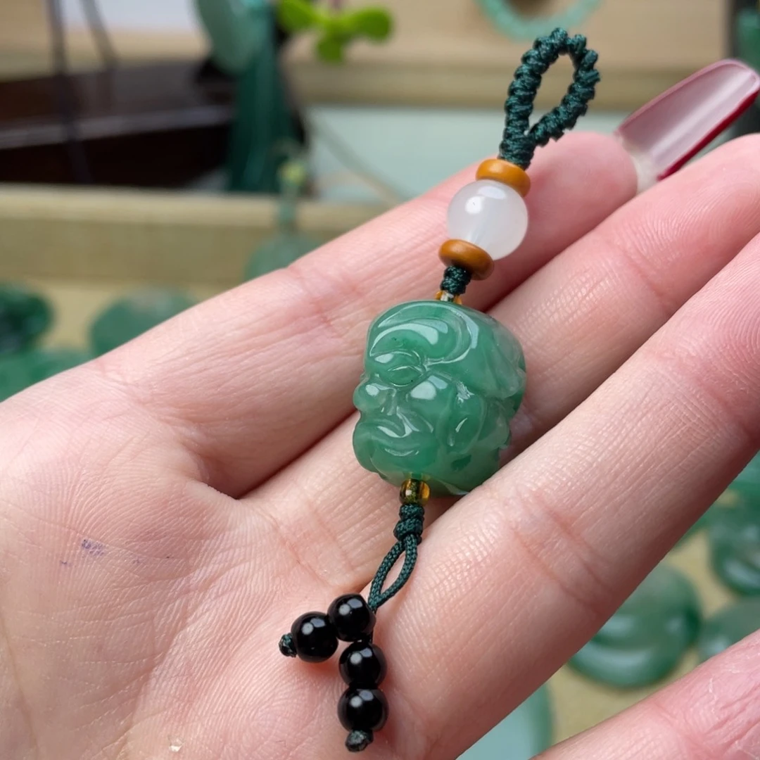 石英质玉颈饰未镶嵌