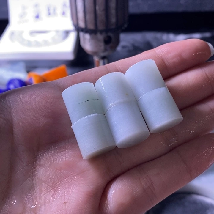 定制翡翠未镶嵌卡12+珠子福利包工