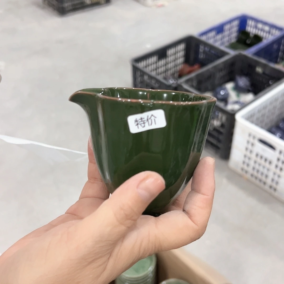 云间青瓷恍恍惚惚
