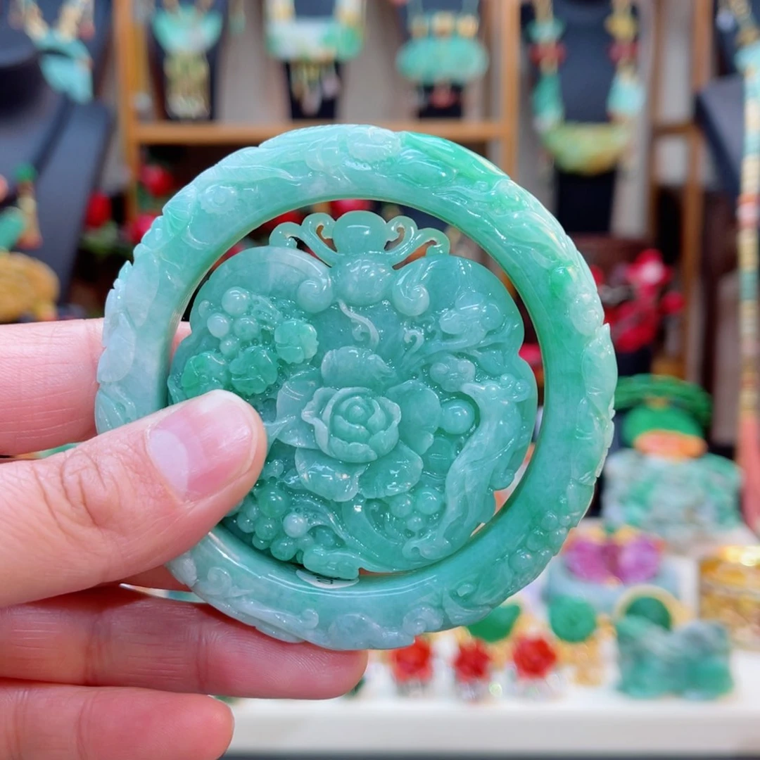 翡翠手镯未镶嵌48小时鉴赏期