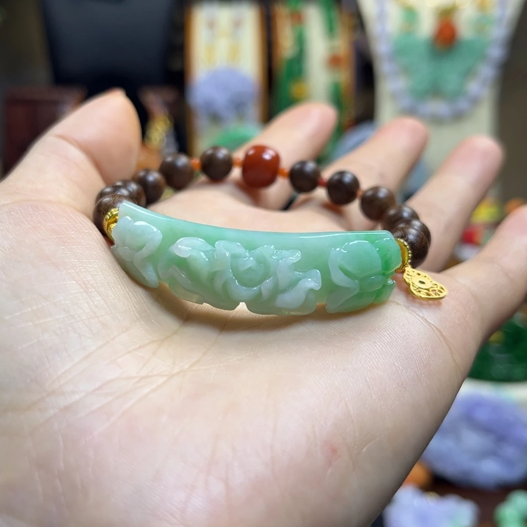 翡翠未镶嵌颈饰天然翡翠