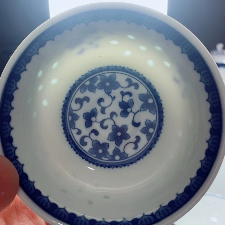 青花玲珑5寸饭碗紫荆花有花