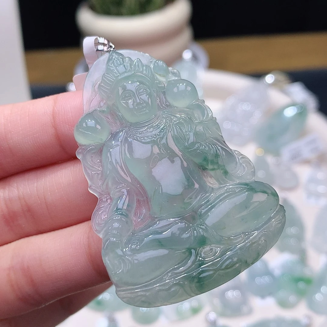 颈饰18K金镶嵌翡翠度母